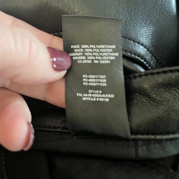 NWT Aritzia Wilfred The Melina Cropped Pant Black Vegan Leather size 12 - Picture 7 of 8